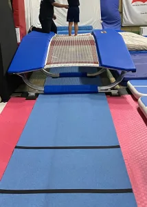 トランポリンスクールコース